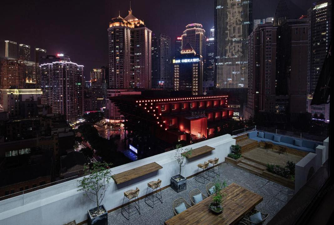 Walling Hotel - Chongqing Jiefangbei Hongyadong Εξωτερικό φωτογραφία